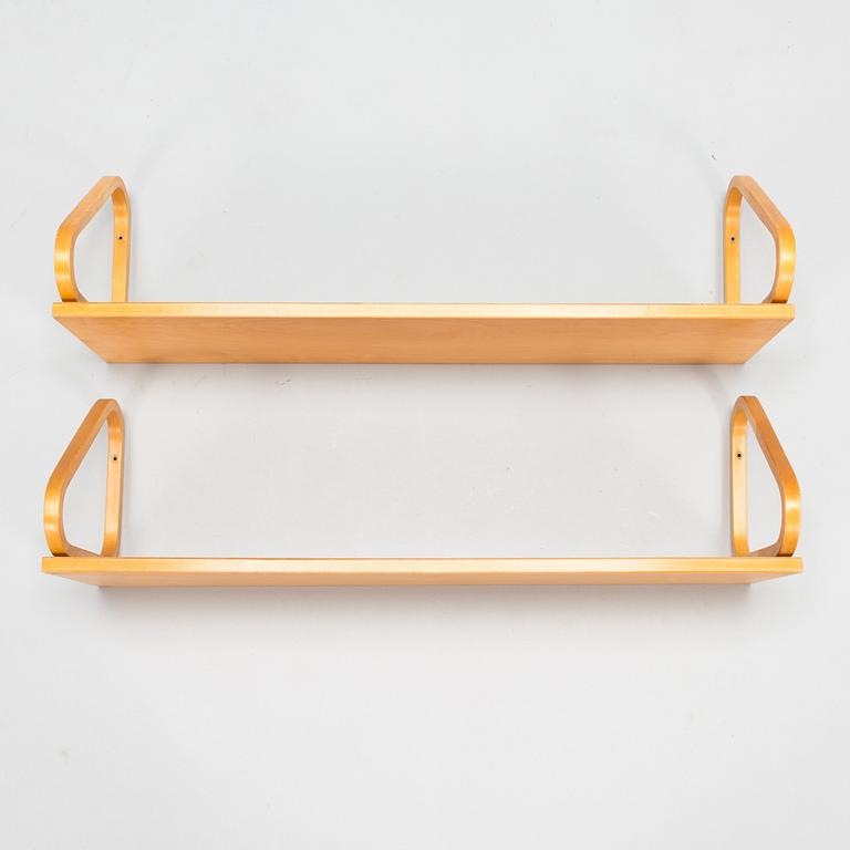 Alvar Aalto,  Two mid 20th Century '112B' shelves for Artek.