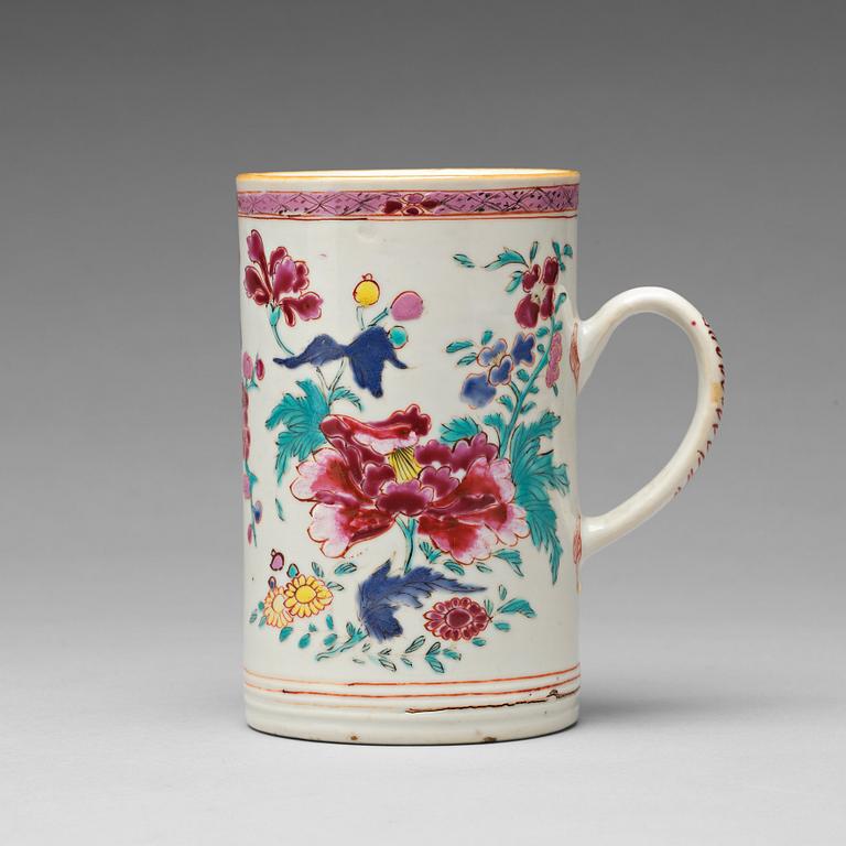 A famille rose jug, Qing dynasty, Qianlong (1736-95).