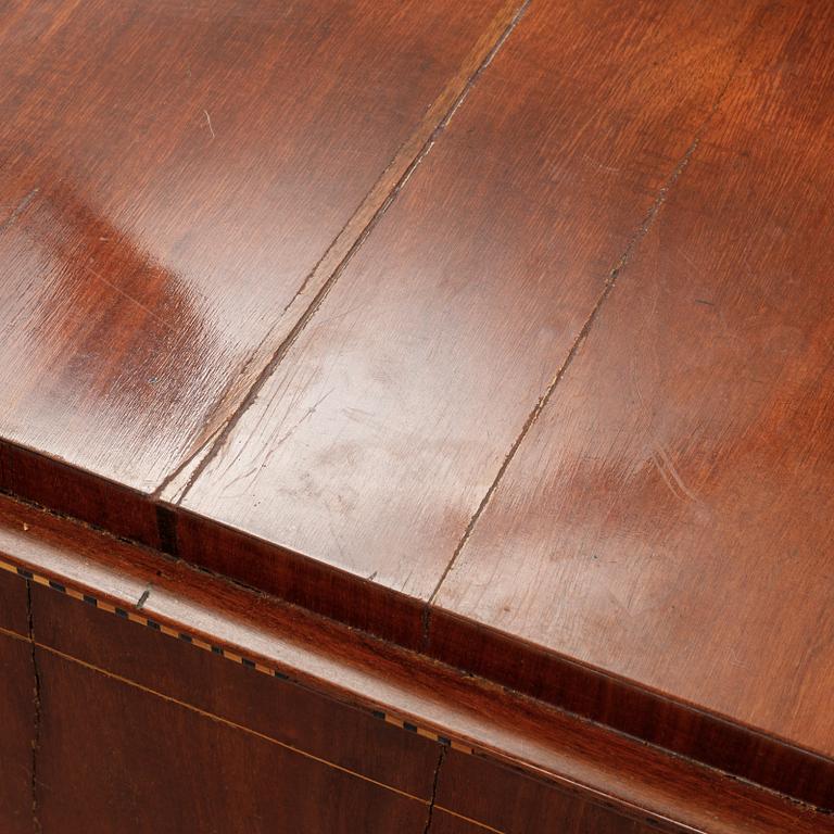 Magnus Samuel Kihlander (verksam 1801-1821), Skrivbyrå, 1800-talets första hälft.