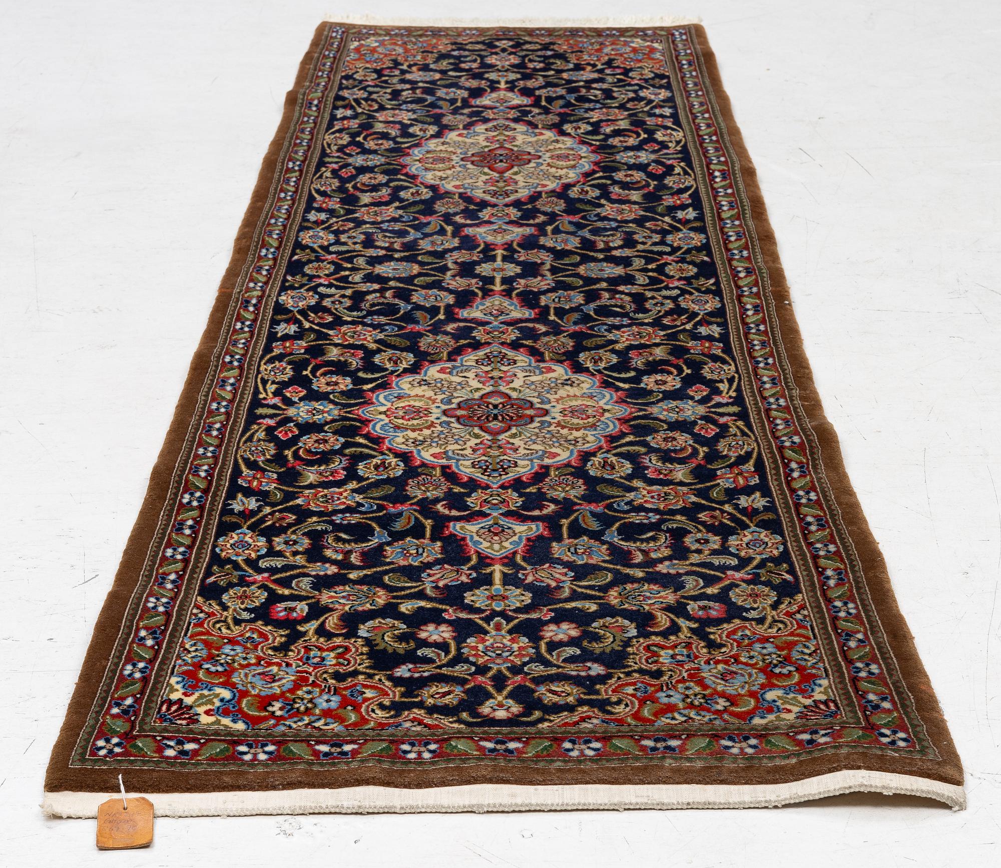 Gallerimatta, Ghom, ca 263 x 72 cm.