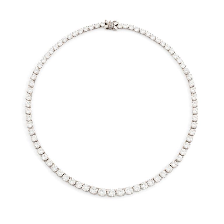 Collier, rivière 18K vitguld med runda briljant, markis- och baguetteslipade diamanter.
