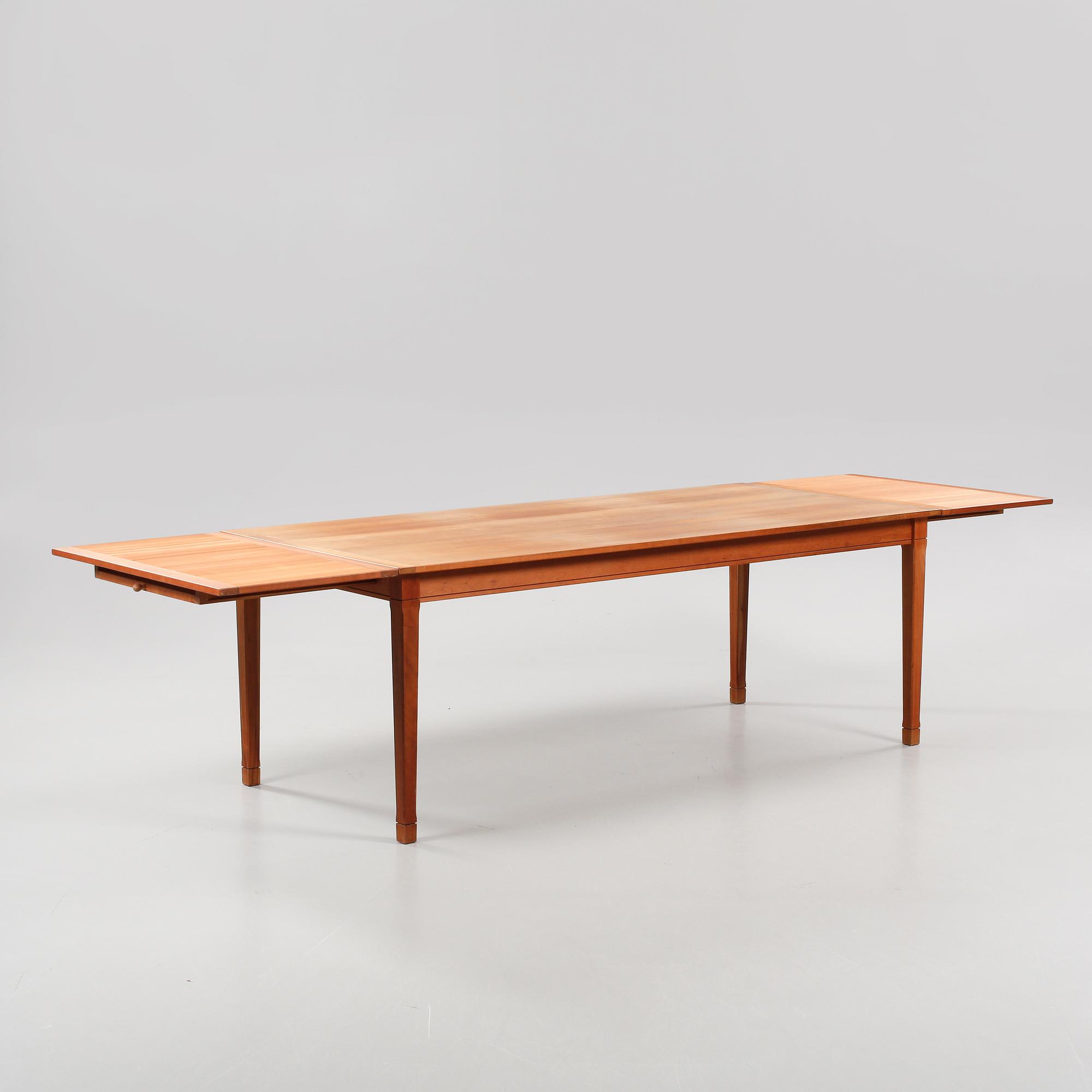 MATBORD, "Gustav", Annika Reutersvärd, Fogia, 1991.