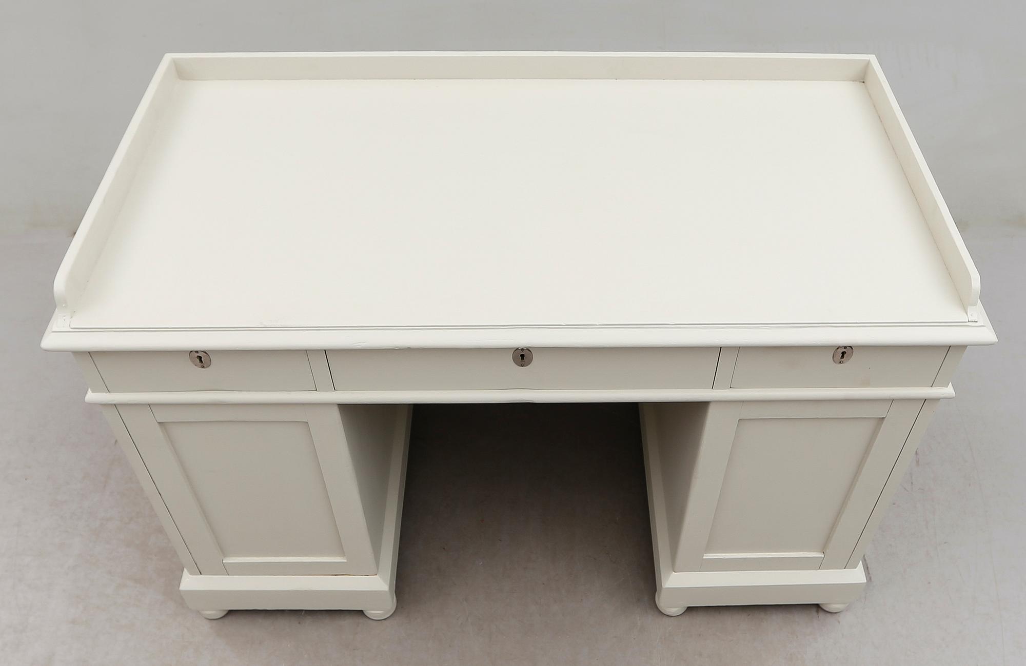 HURTSSKRIVBORD, 1800-talets andra hälft.