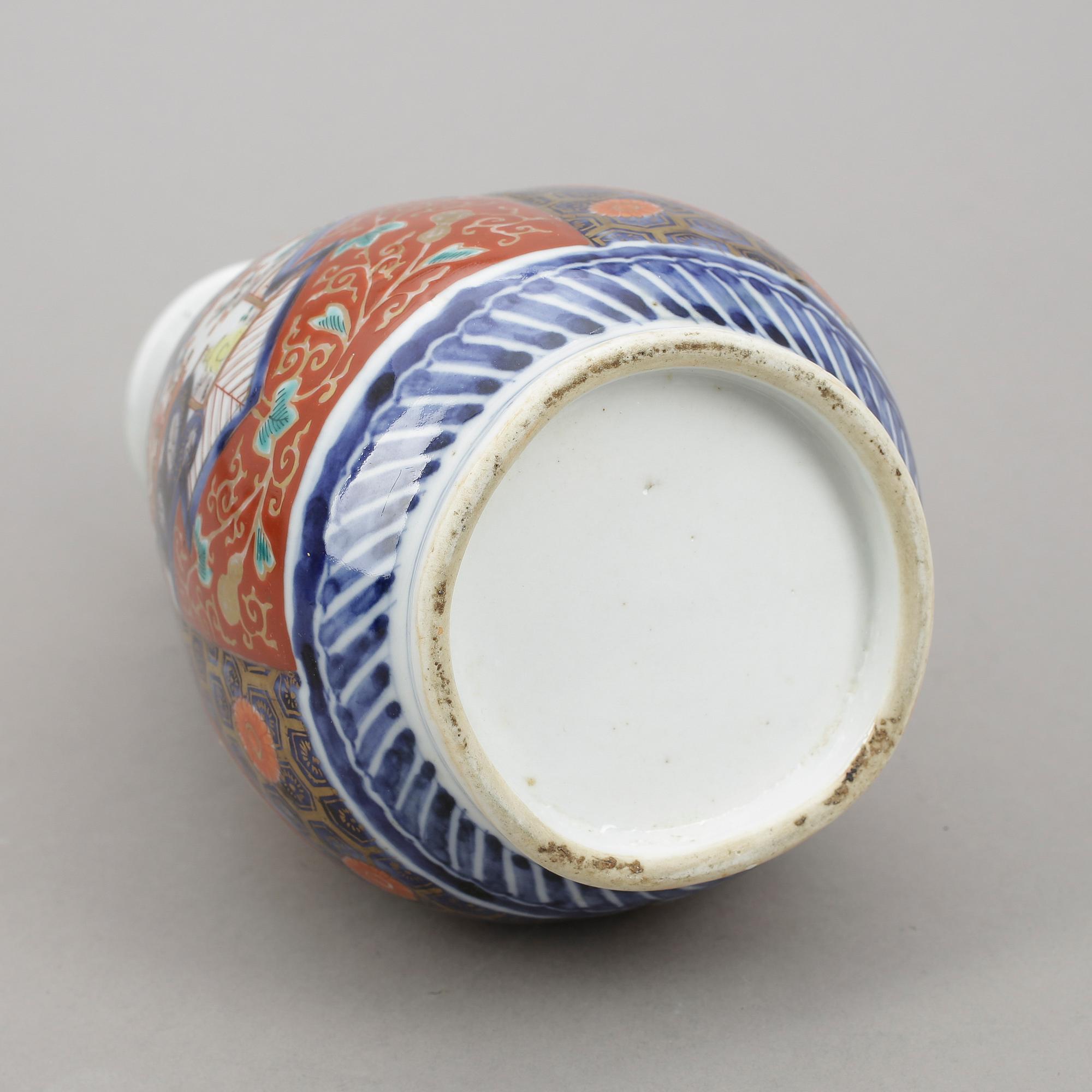 VAS, porslin, Japan, 1900-tal.