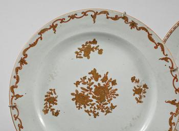 TALLRIKAR, 2+1 st, porslin, Kina, 1700-tal.