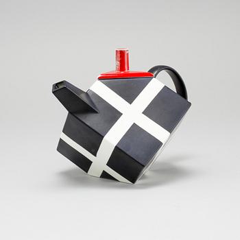 ROLF SINNEMARK, tekanna,  porslin, "Cube", Rörstrand, sent 1900-tal.