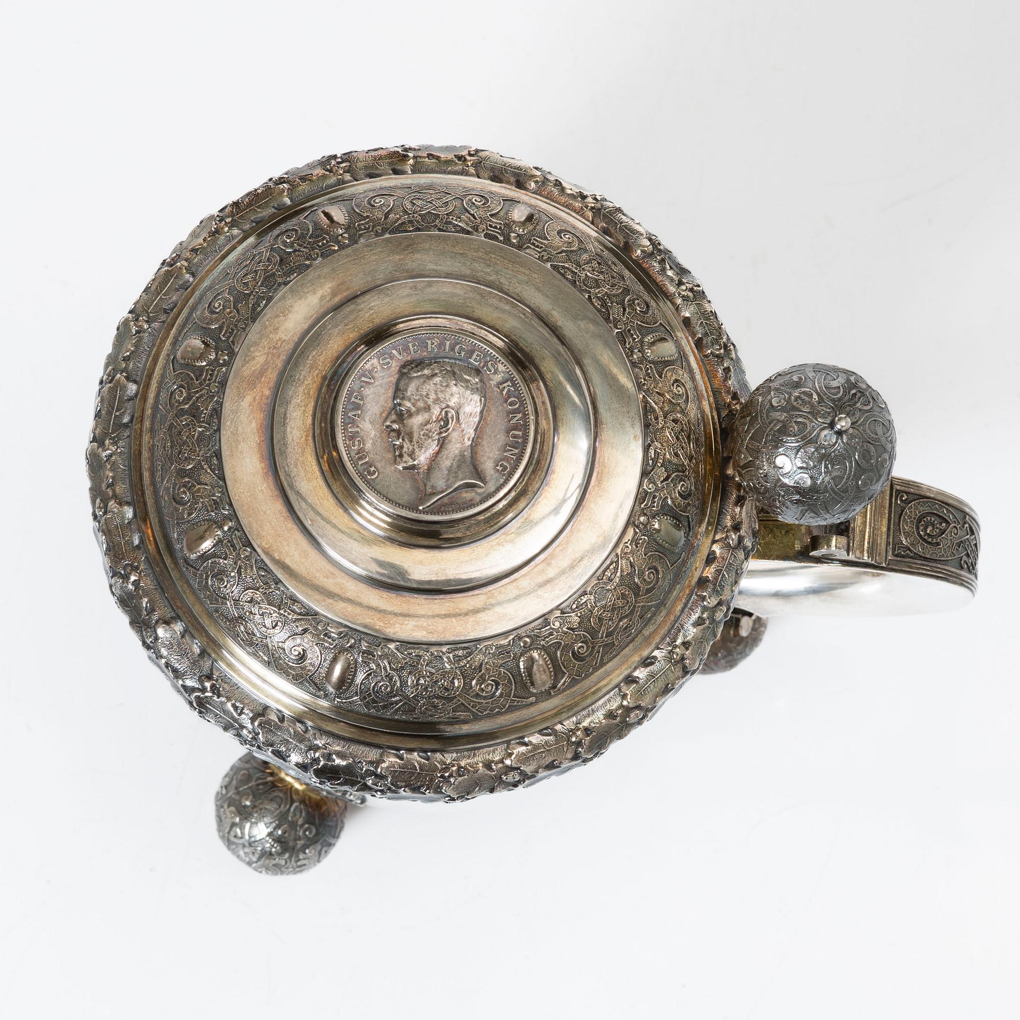 K Anderson, dryckeskanna, silver, barockstil, Stockholm 1931.