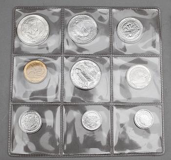 PARTI MYNT OCH MEDALJER SAMT POLETTER OCH PLAKETTER, bla silver, brons, mest Sverige, 1700-1900-tal.