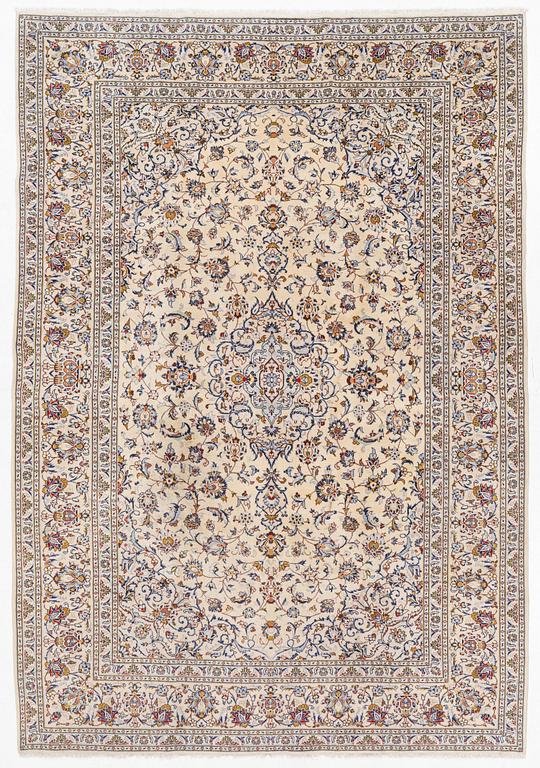 Carpet, Keshan, approx. 355 x 245 cm.