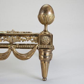 ELDHUNDAR, ett par. Troligen Frankrike, brons. 1800-talets andra hälft.