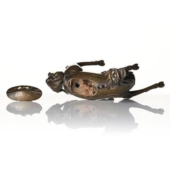 A bronze censer with cover, Qing dynasty, 18th century.