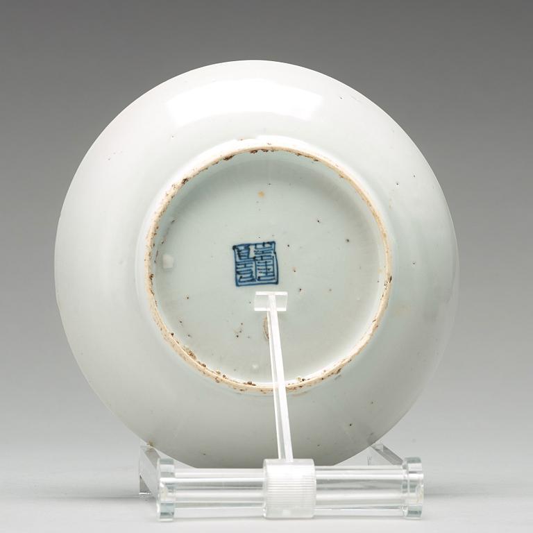 A set of nine blue and white dishes, Ming dynasty, Wanli (1572-1623).