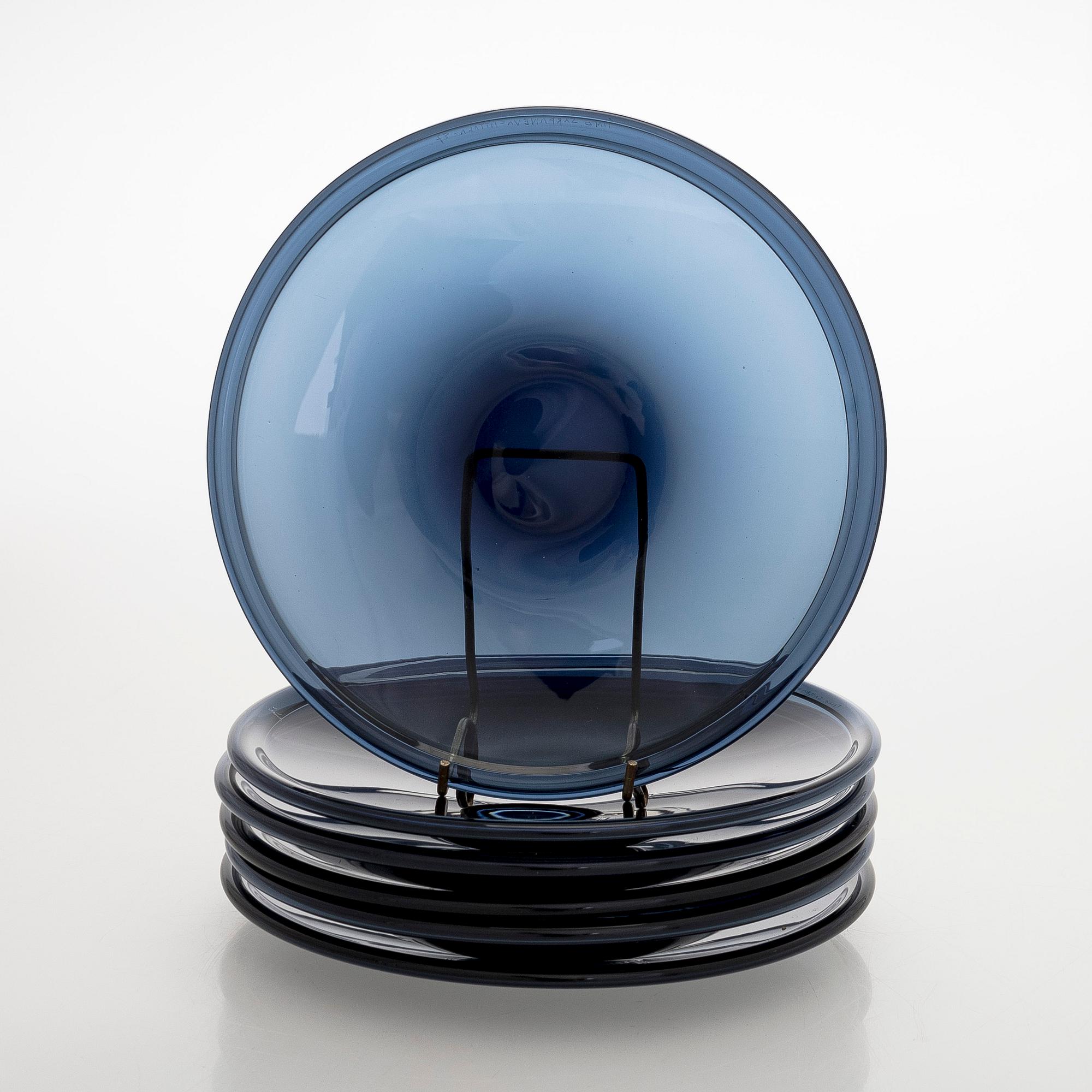 Timo Sarpaneva, six glass plates ' 'Band rim', signed  Timo Sarpaneva Iittala -57.