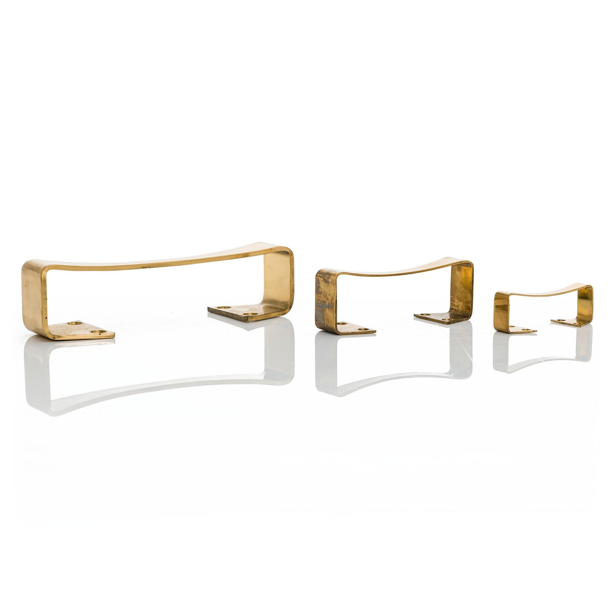 AULIS LEINONEN, Set of 32 door handles 'Ara' for Auran Rautateollisuus  1960/1970's.