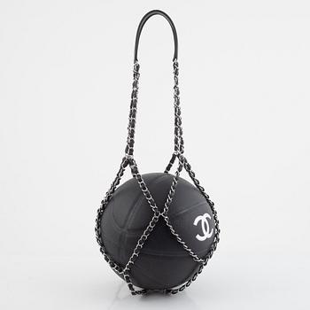 Chanel, basketball, 2019.