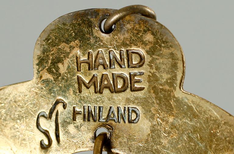 SAMLING SMYCKEN, brons och mässing, bla Finland, Sarpaneva, 1960-/1970-tal.