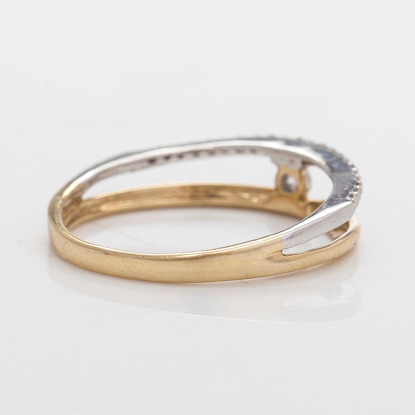 Ring, 14K guld och diamanter.