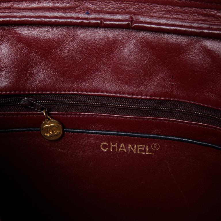AXELREMSVÄSKA, Chanel.