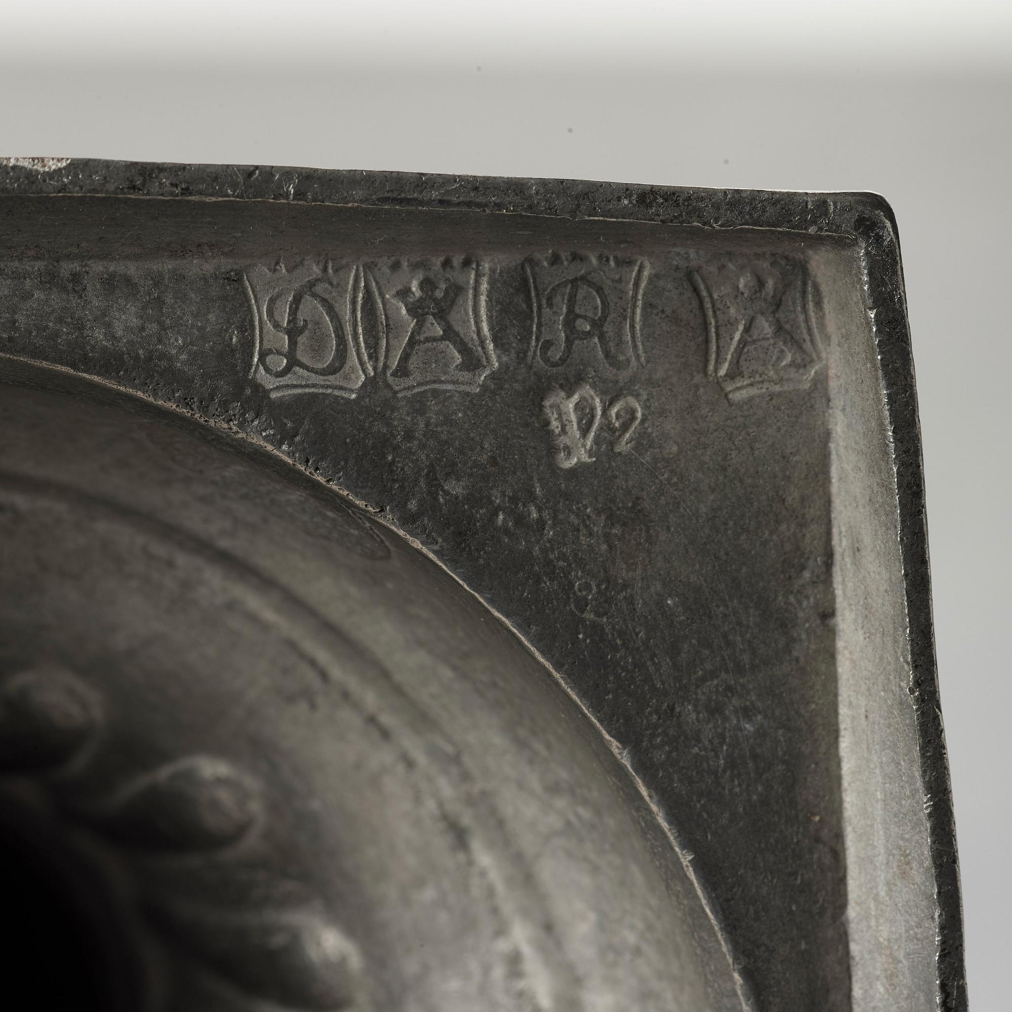 A pair of late Gustavian pewter candelsticks by Daniel Rising, Åbo 1797.