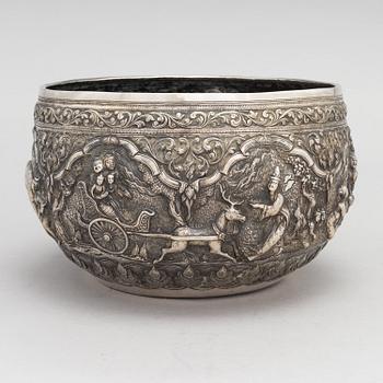 An early 20th-century silver bowl from Sri Lanka/ India.