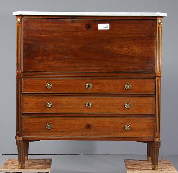 CHIFFONJÉ, sengustaviansk, 1800-talets början.