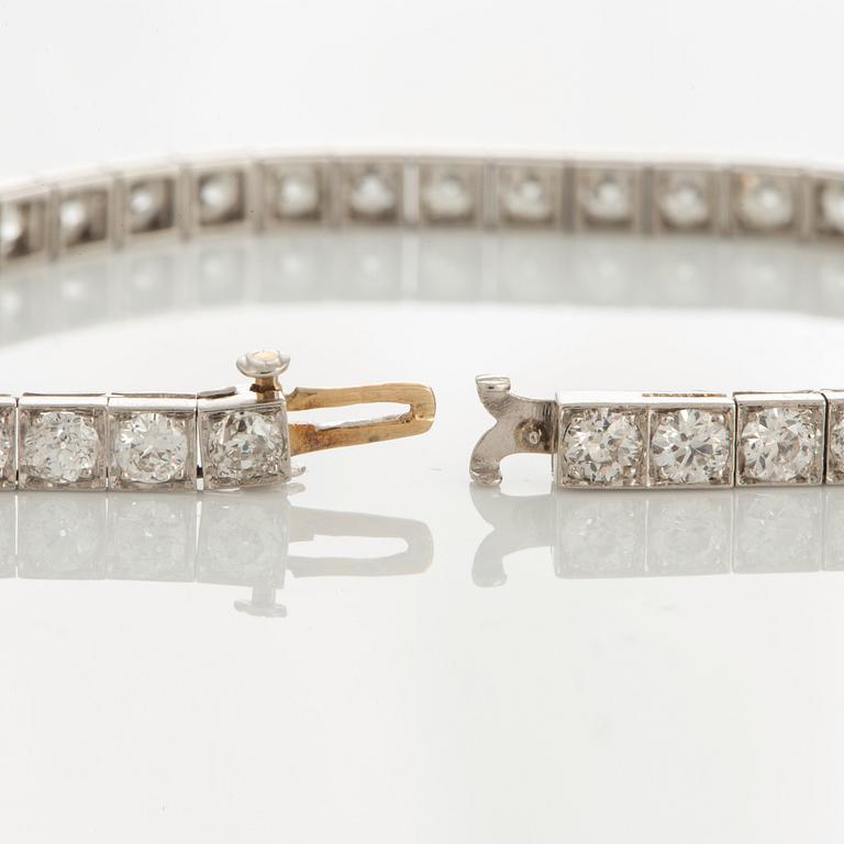 Tiffany & Co tennisarmband med gammalslipade diamanter totalvikt ca 6.45 ct.