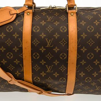 Louis Vuitton, a Monogram Canvas 'Keepall 55 Bandoulière' weekend bag.