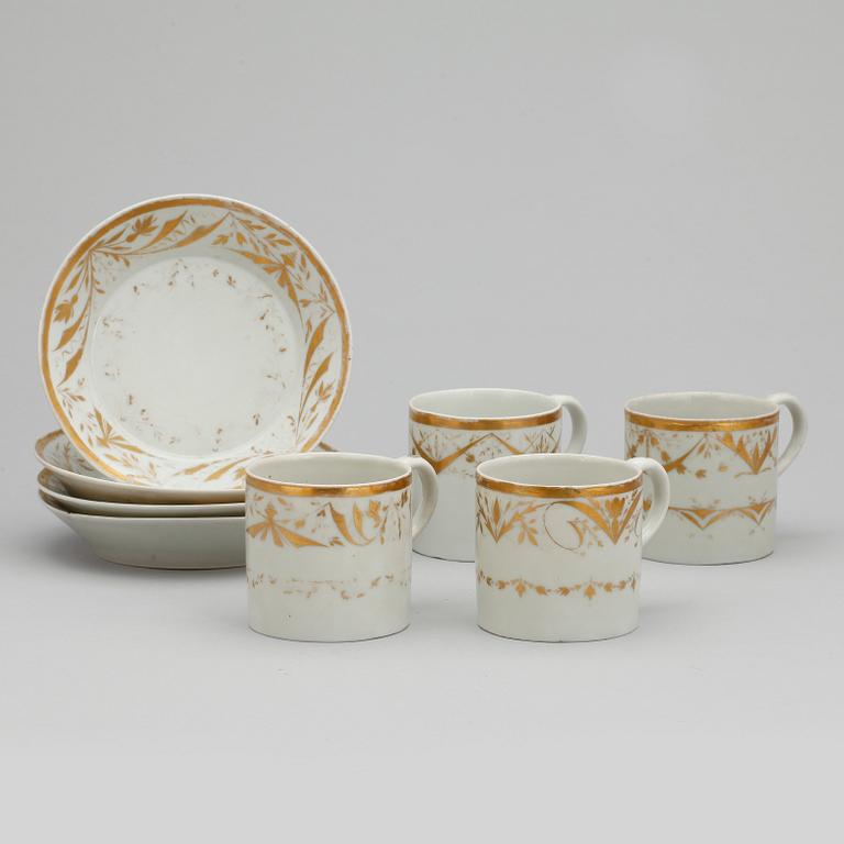 KOPPAR MED FAT, 4 st, porslin, empire, Danmark, 1800-talets första hälft.