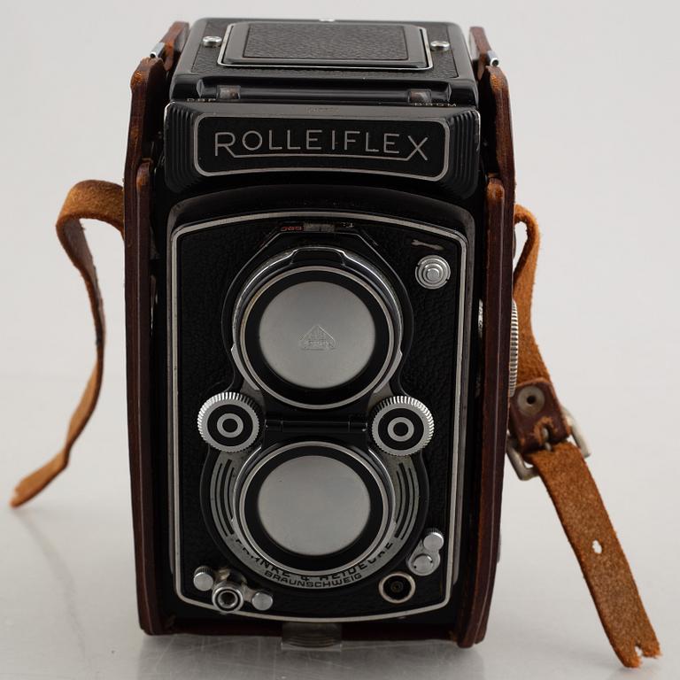 Rollieflex, medium format camera, 1960s.