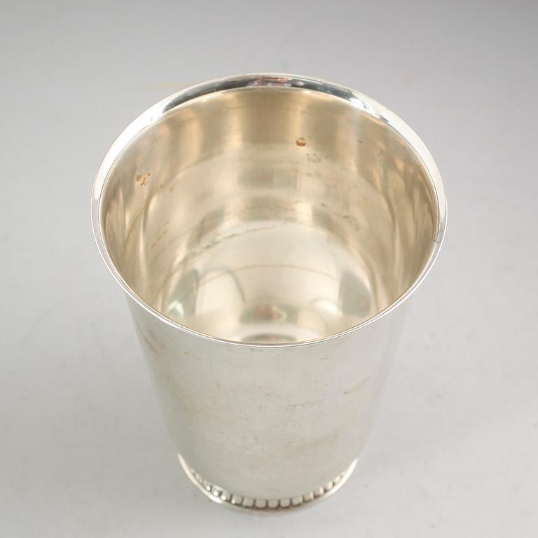 BÄGARE, silver, GAB, Stockholm 1948. Vikt ca 172 gram.