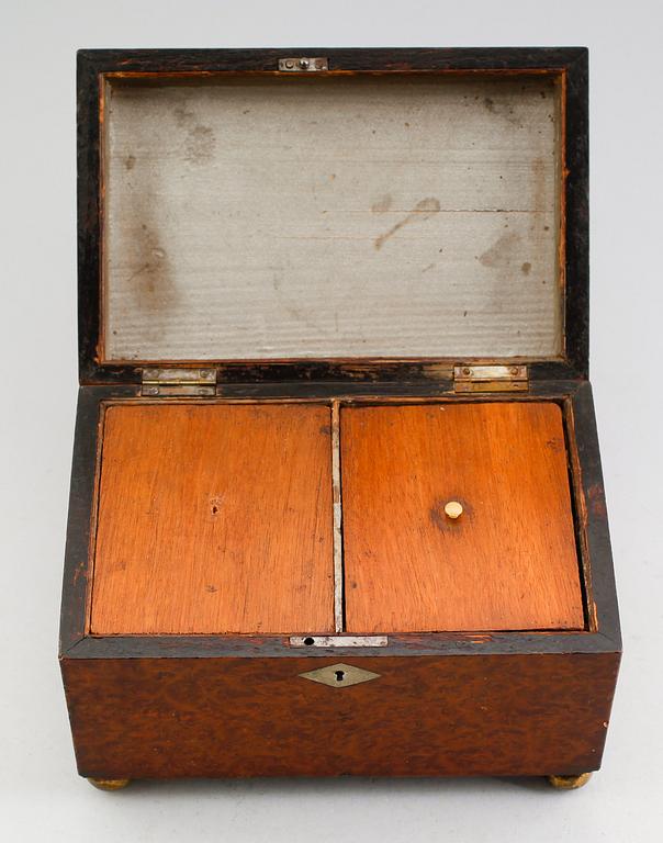 TESKRIN, sk teacaddy, England, omkring år 1900.