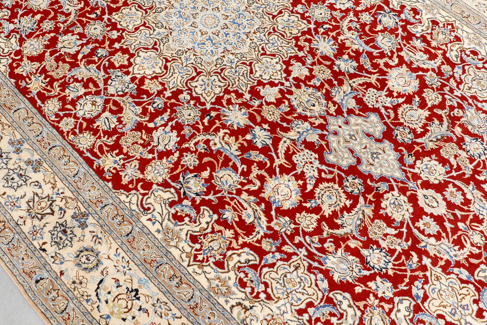 A carpet, Nain Part Silk, sk 6 LAA, signerad Deroshk 297 x 176 cm.