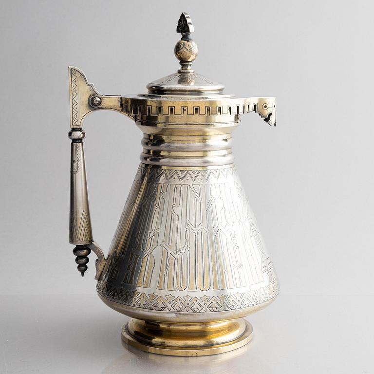 Vinkanna, silver, oidentifierad mästarstämpel WA, kontrollmästare Ivan Vonifatiyevich Yevstigneyev, S:t Petersburg 1879.