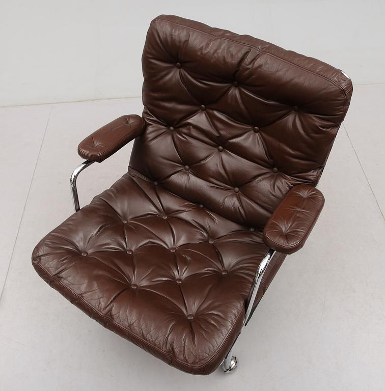 FÅTÖLJ, "Karin", Bruno Mathsson, Dux, 1900-talets andra hälft.