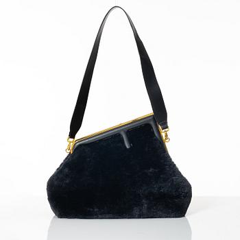Fendi, väska, "Shearling First Midnight".