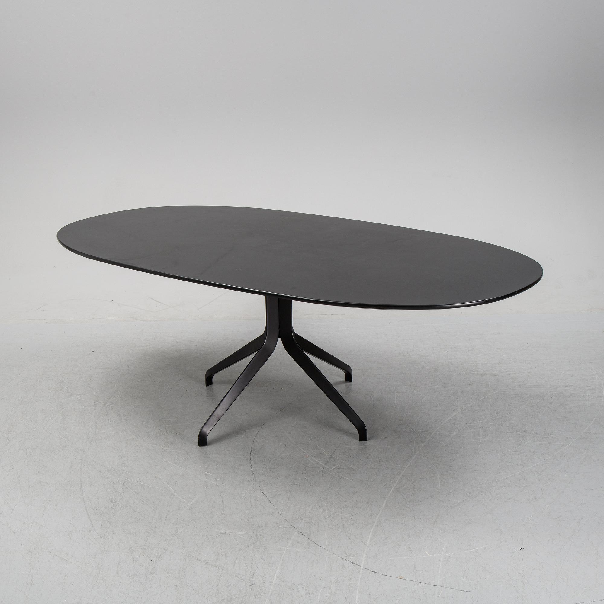 Rodolfo Dordoni, a 'Claydon' dining table, Minotti, Italy.