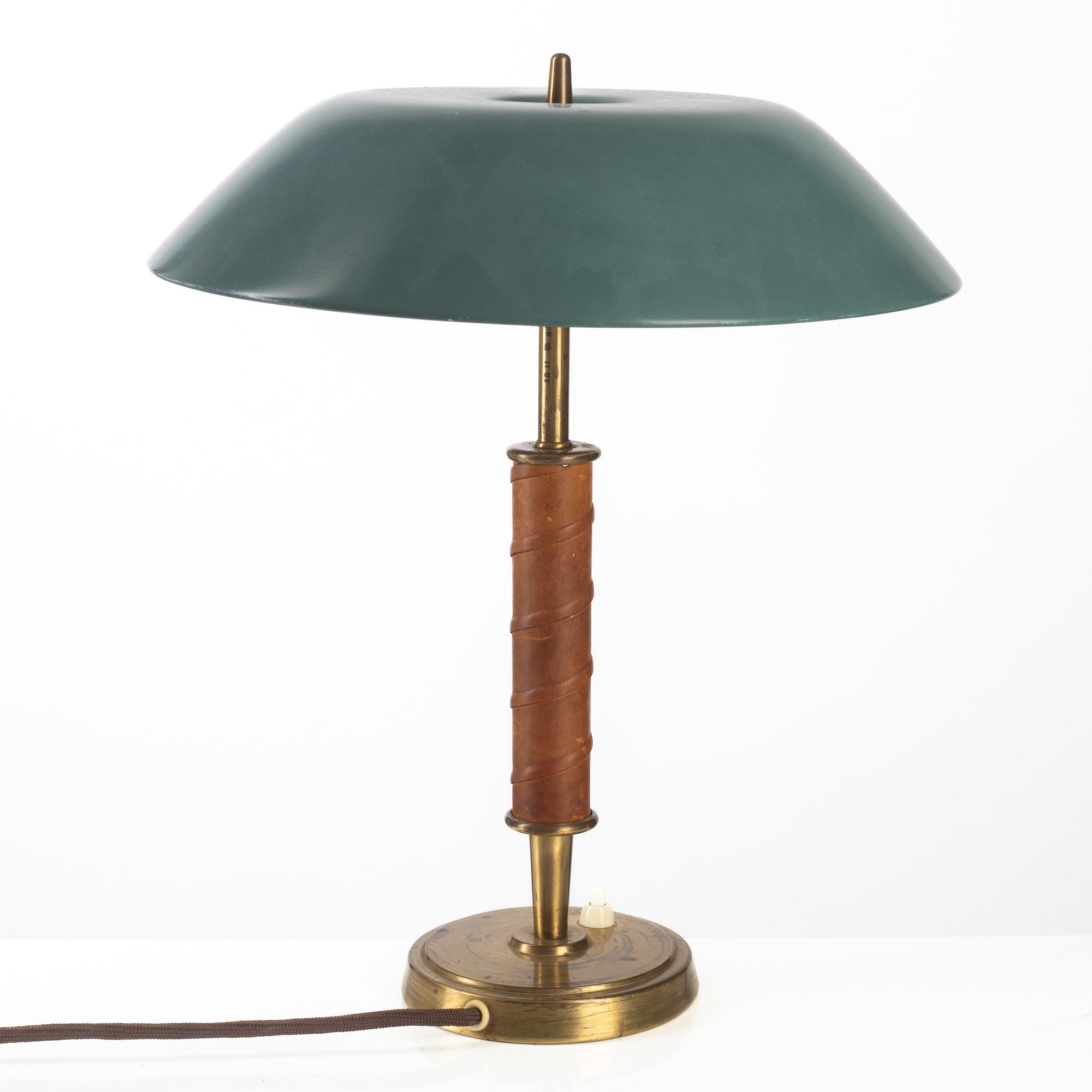 Bertil Brisborg, a model "31044" table lamp, Nordiska Kompaniet, Sweden, 1940s.