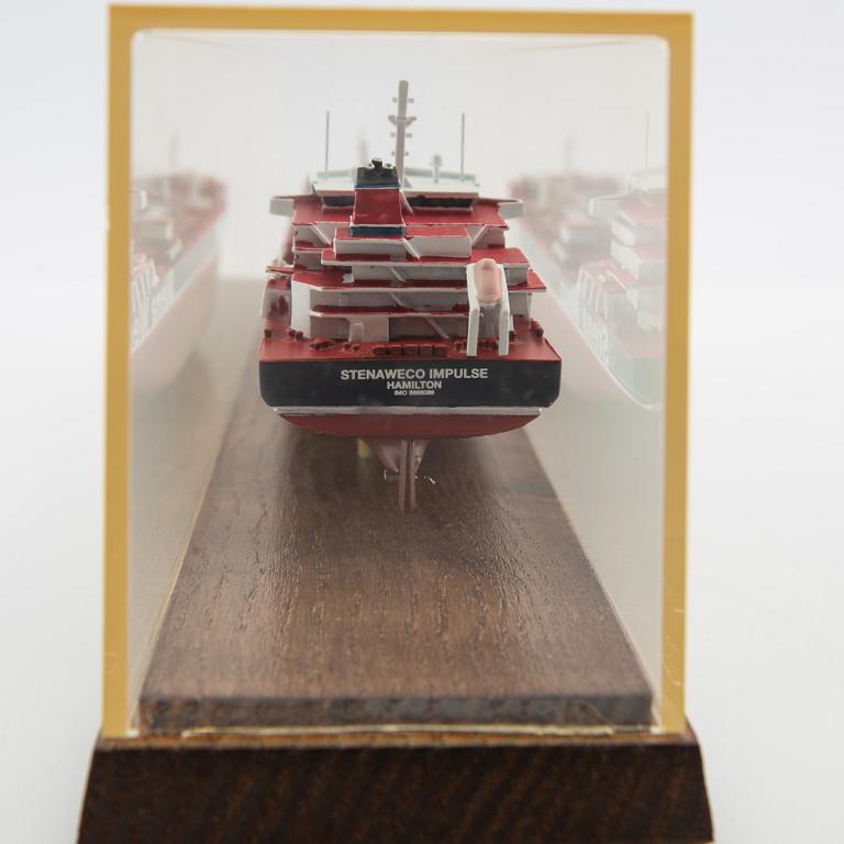 Modellbåt "Stena Weco" Modelbau Conrad sent 1900-tal.