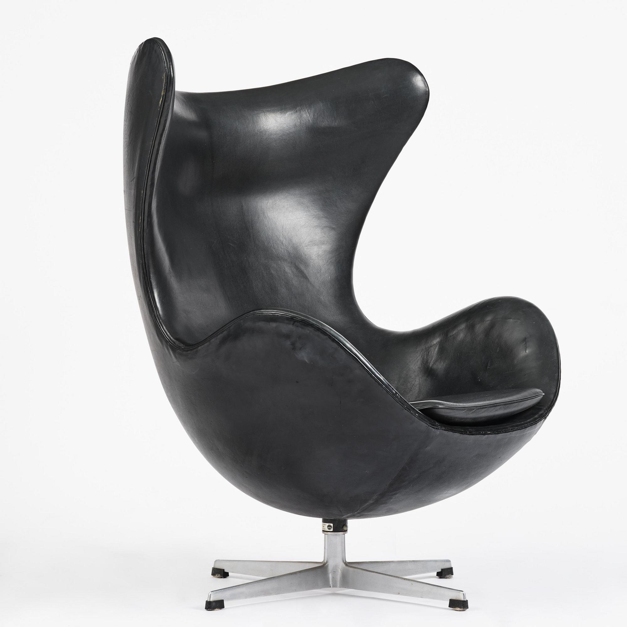 Arne Jacobsen, an "Egg" armchair, Fritz Hansen, Denmark, 1964.