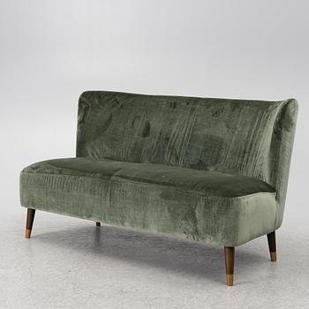 Soffa, samtida.