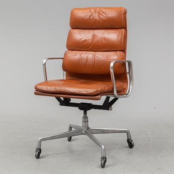 CHARLES AND RAY EAMES, kontorsstol, Soft Pad, Herman Miller, 1900-talets andra hälft.