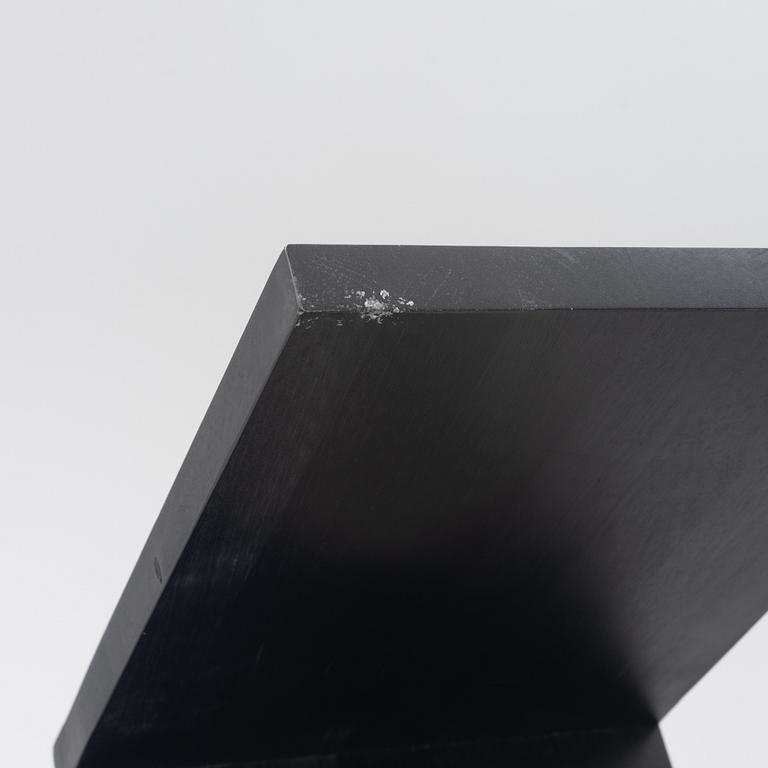 Jonas Bohlin, tidningshylla, "Zink", Källemo, formgiven 1984.