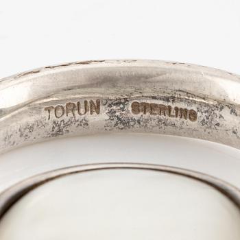 Vivianna Torun Bülow-Hübe, a ring, sterling silver and mother-of-pearl, Jakarta, Indonesia.