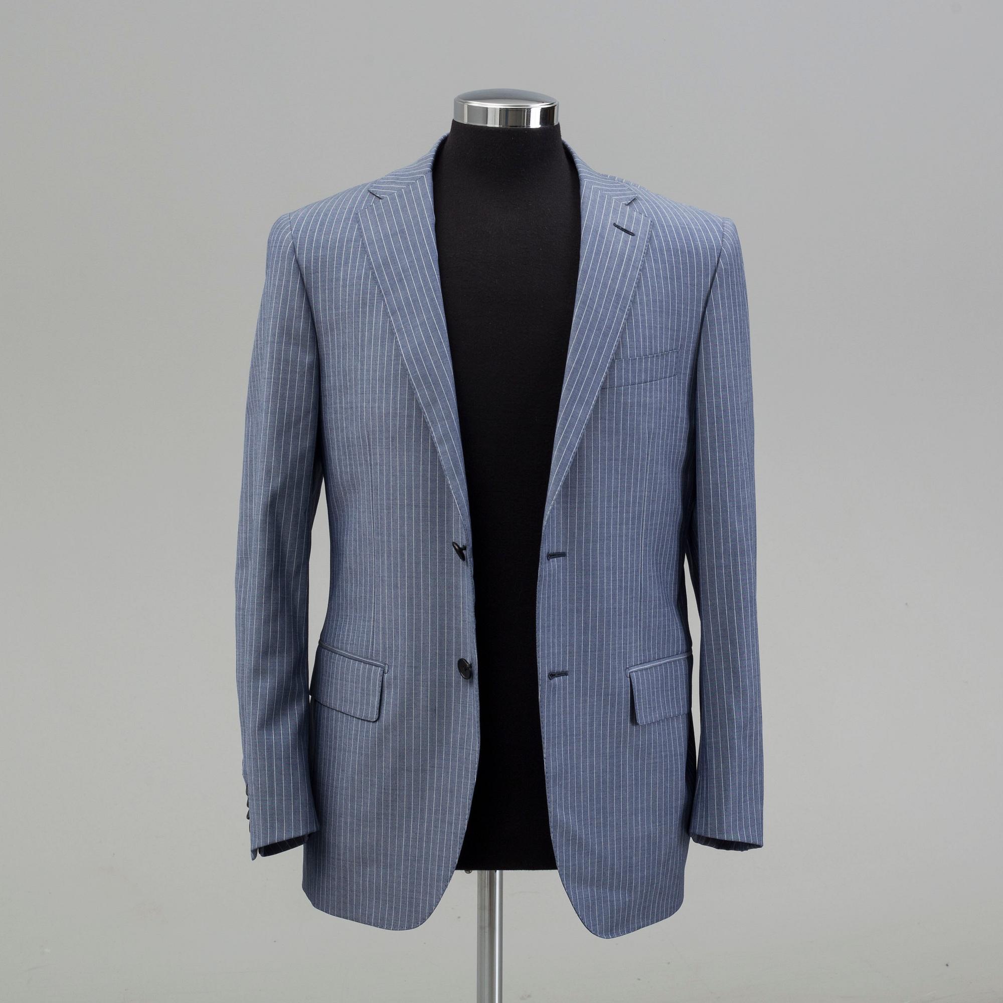 3 Jackets and 1 Suit, Mabro, Cavaliere samt Oscar Jacobsson, size 46-48.