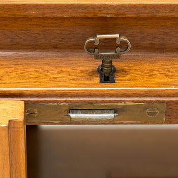 Michael Schilkin, a 1940s bar cabinet manufactured by Oy Paul Boman Ab.