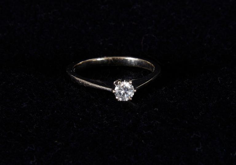 PRINCESS RING, vitguld, 18K, diamant ca 0,17ct.