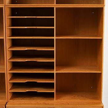 MOGENS KOCH, a 12 piece oak shelf, Rud Rasmussen, Danmark.