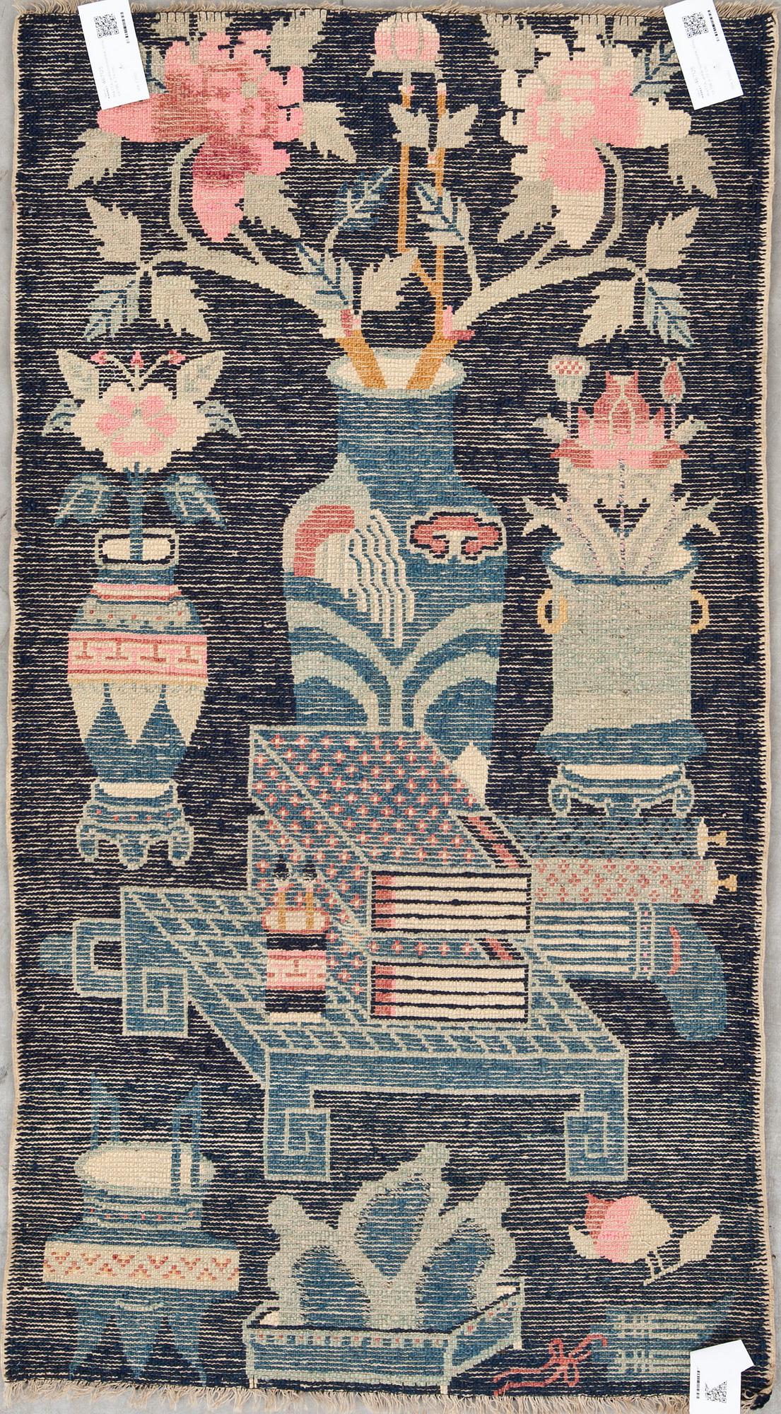 MATTA, antik/semiantik, Kina, ca 136 X 74 cm.