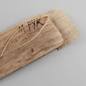 MADELEINE PYK, skulptur, olja på trä och duk, signerad.