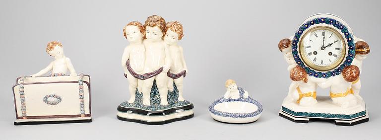 BORDSUR samt FIGURGRUPP, 4 delar, flintgods, jugend, Tyskland. Omkring 1920.